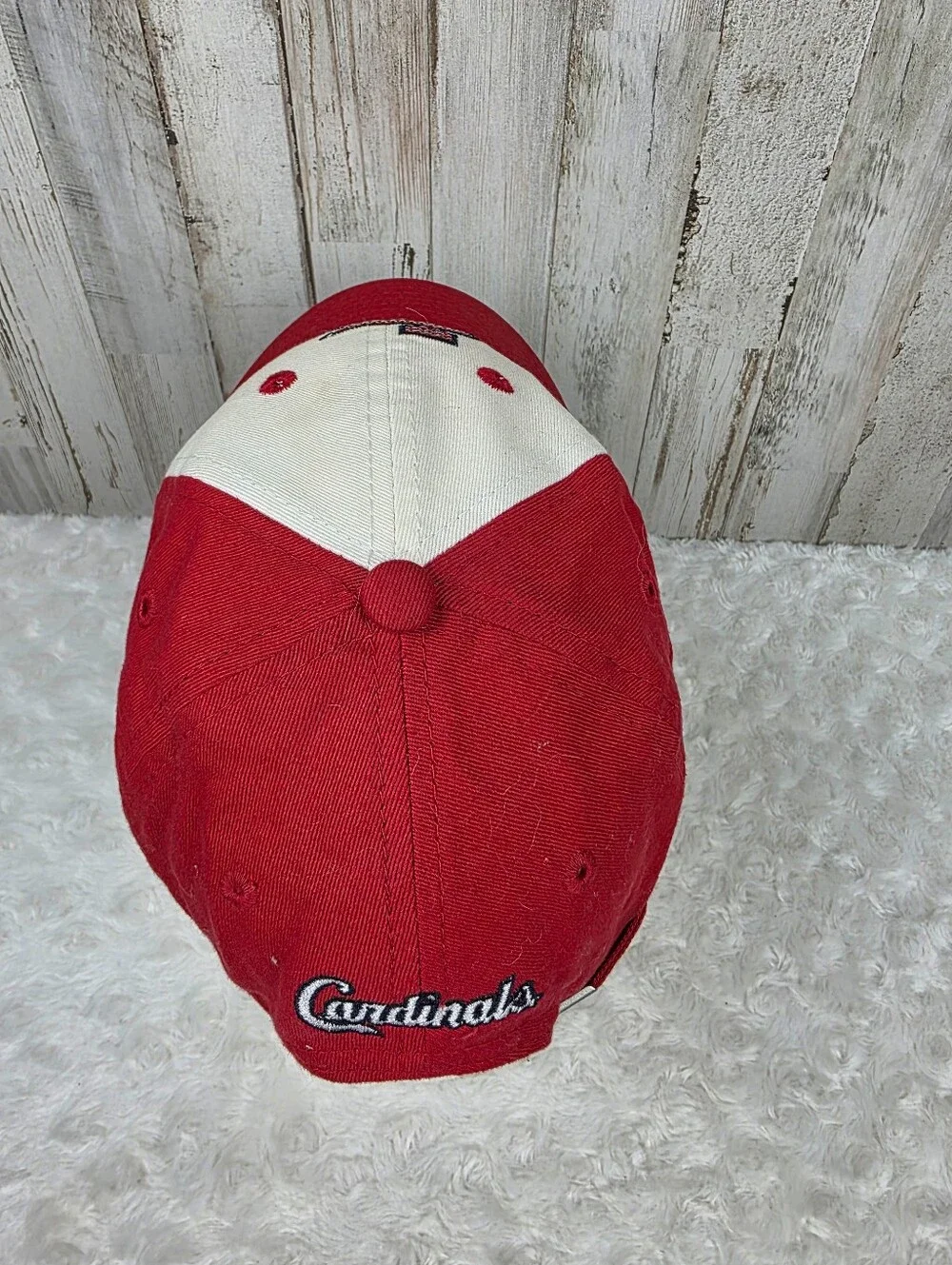 New Era Woman's St. Louis Cardinals Red and White Sequin Logo Baseball Cap OSFA